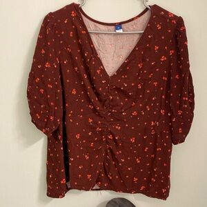 Old Navy half sleeve top, Red Floral size XL